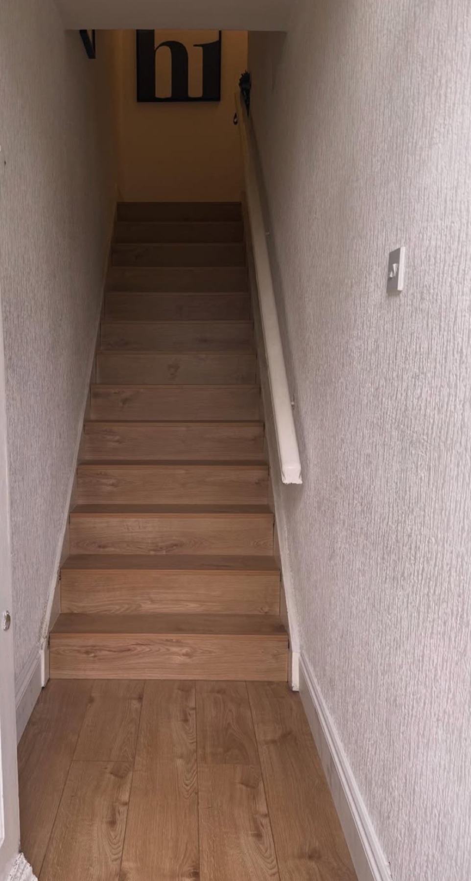 Oak-clad renovated staircase